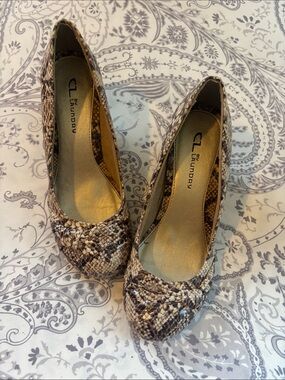 CL by Laundry Women's Snake Print 2” Heel in Brown size 7